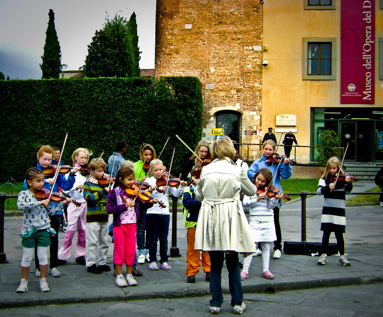 children, violin, street